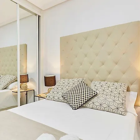 Leeways Apartment III In Gran Via Madrid Exterior photo