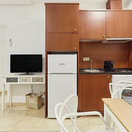 Leeways Apartment III In Gran Via Madrid Exterior photo